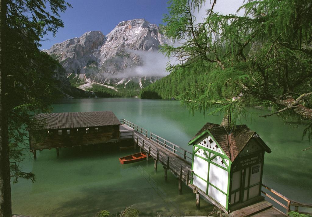 Hotel Cavallino Bianco - Weisses Roessl San Candido Kültér fotó